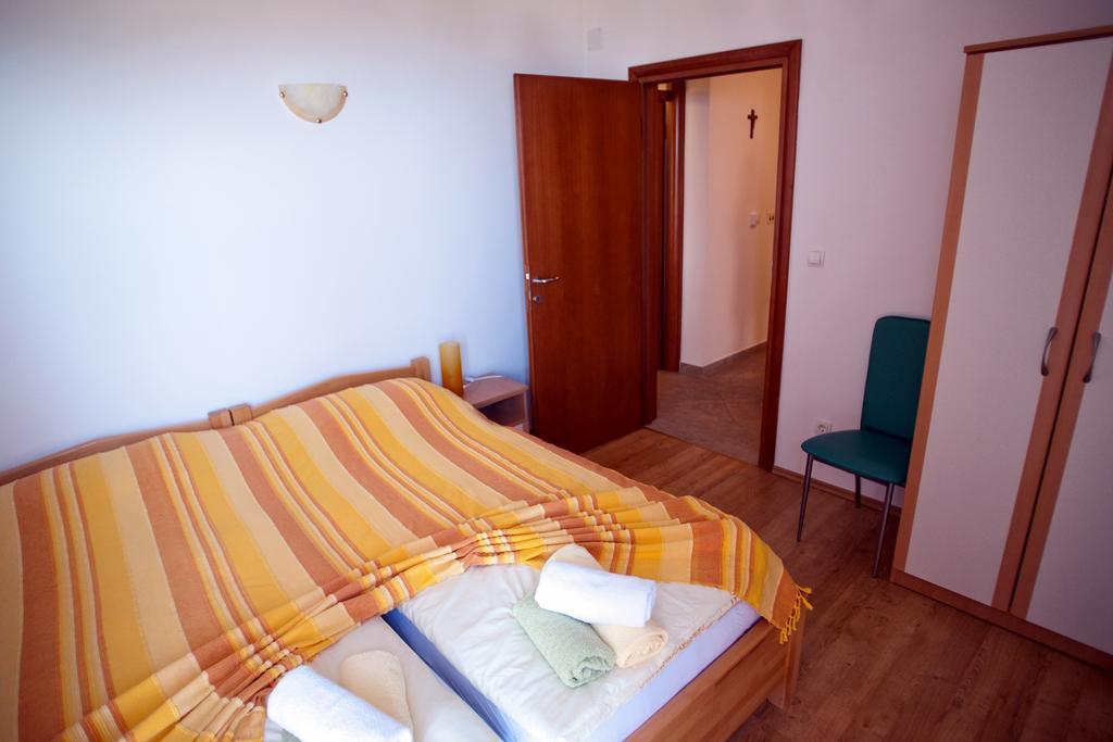 Apartments Marinic Primošten Camera foto