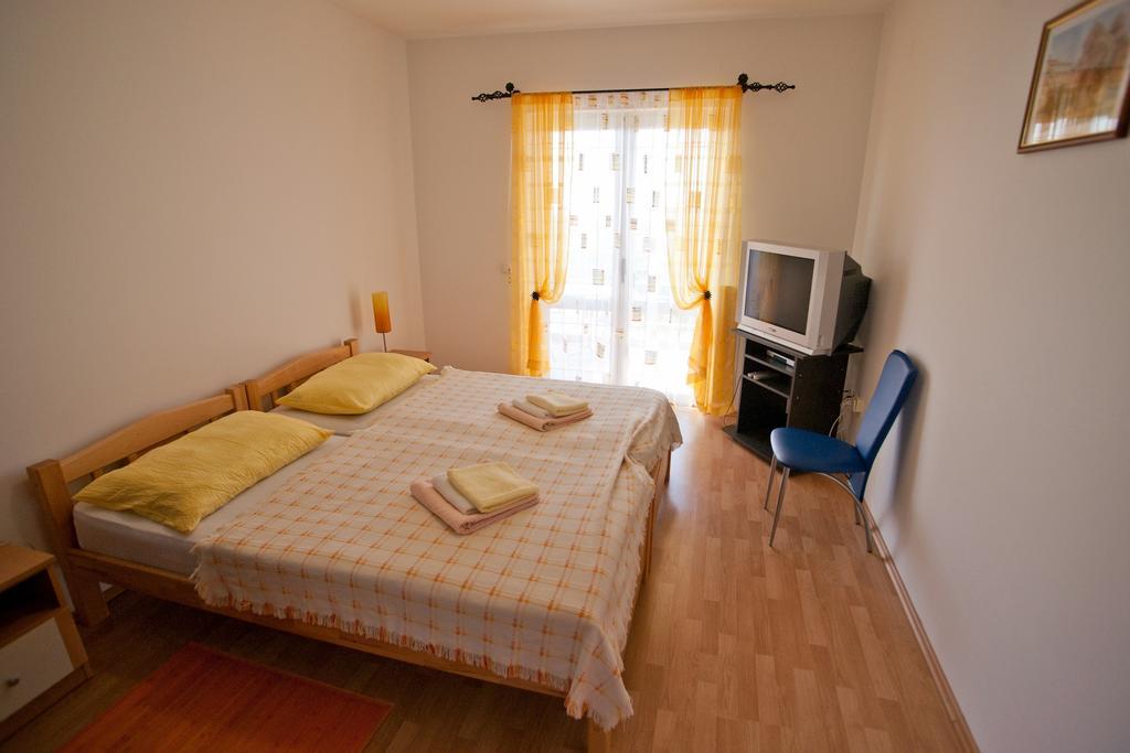 Apartments Marinic Primošten Camera foto